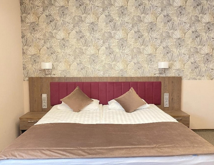 Улучшенный (без балкона) Крона - Курорт «Ерино»